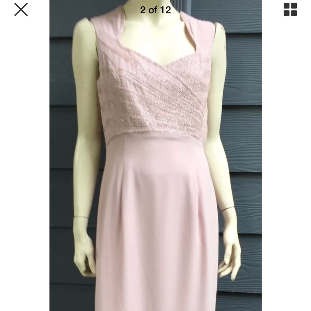 MACY’S Women Long Dress Pink Beaded Slveless Sz 10